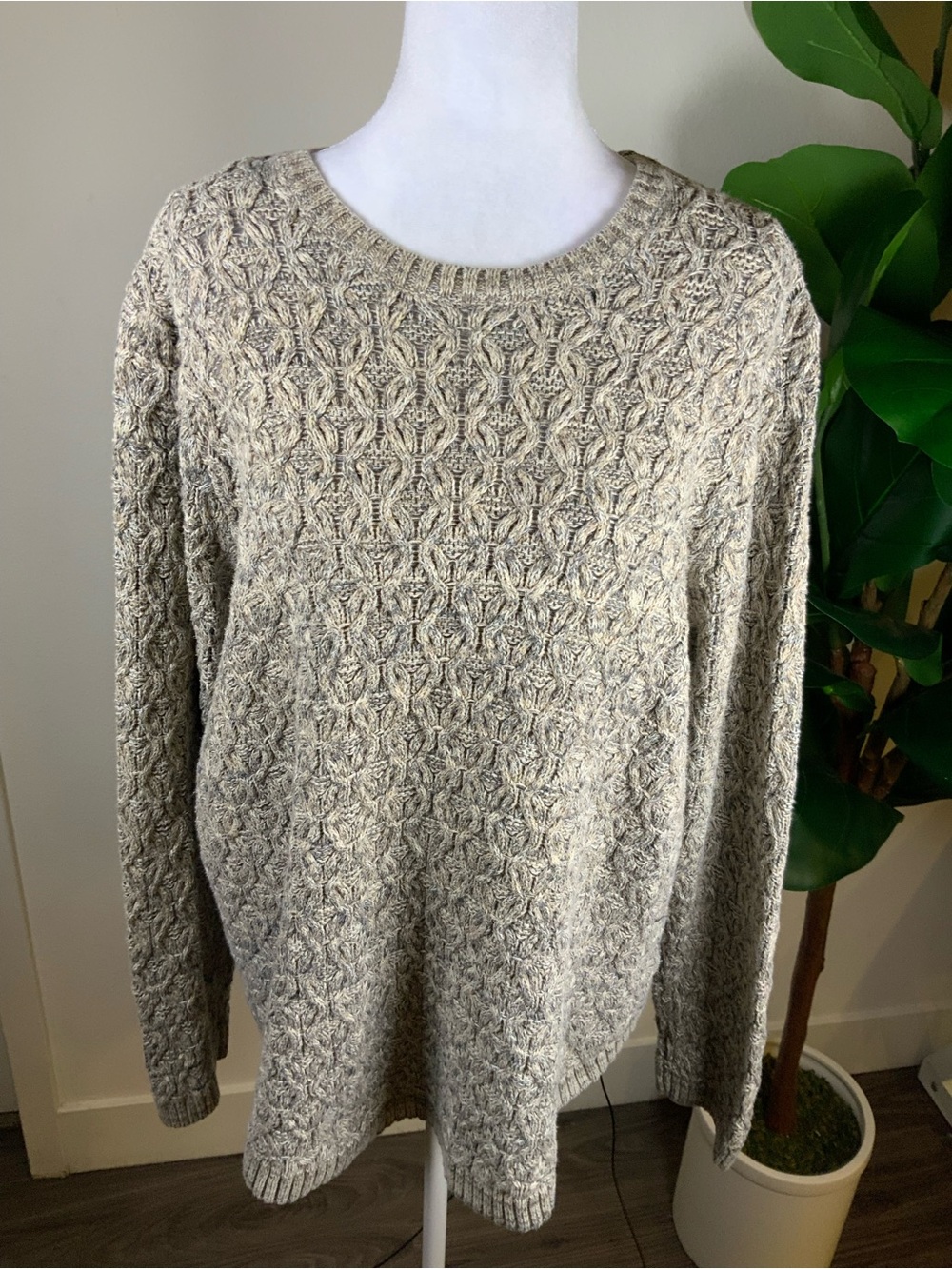 JEANNE PIERRE Cream Cable Knit Crewneck Sweater